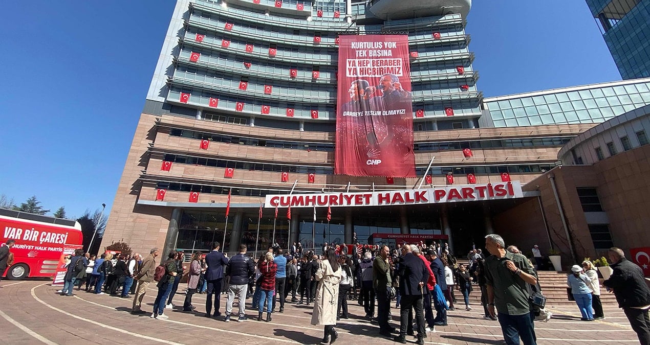 merkezde bekleyecek C7WqHFpx