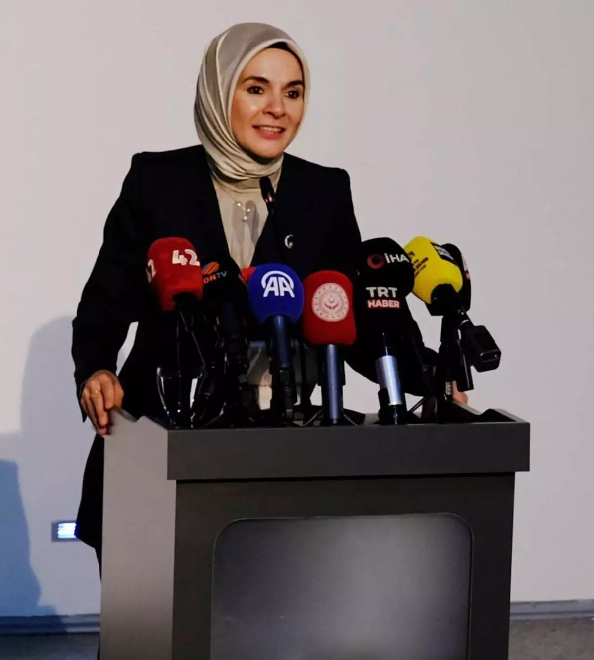 bakan goktas aile dostu teknolojilerle toplum guclenecek XJa7W72V.jpg