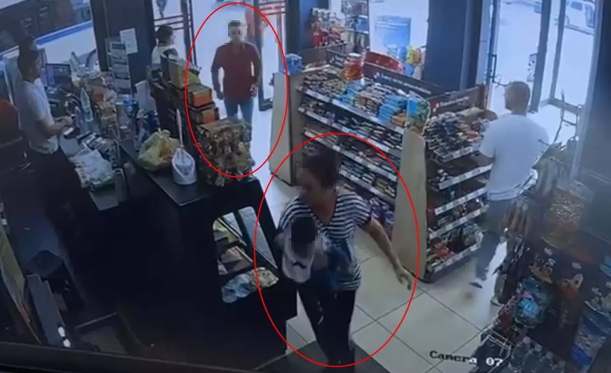 eski esini bicaklayan adam kamerada E6MqkRl2