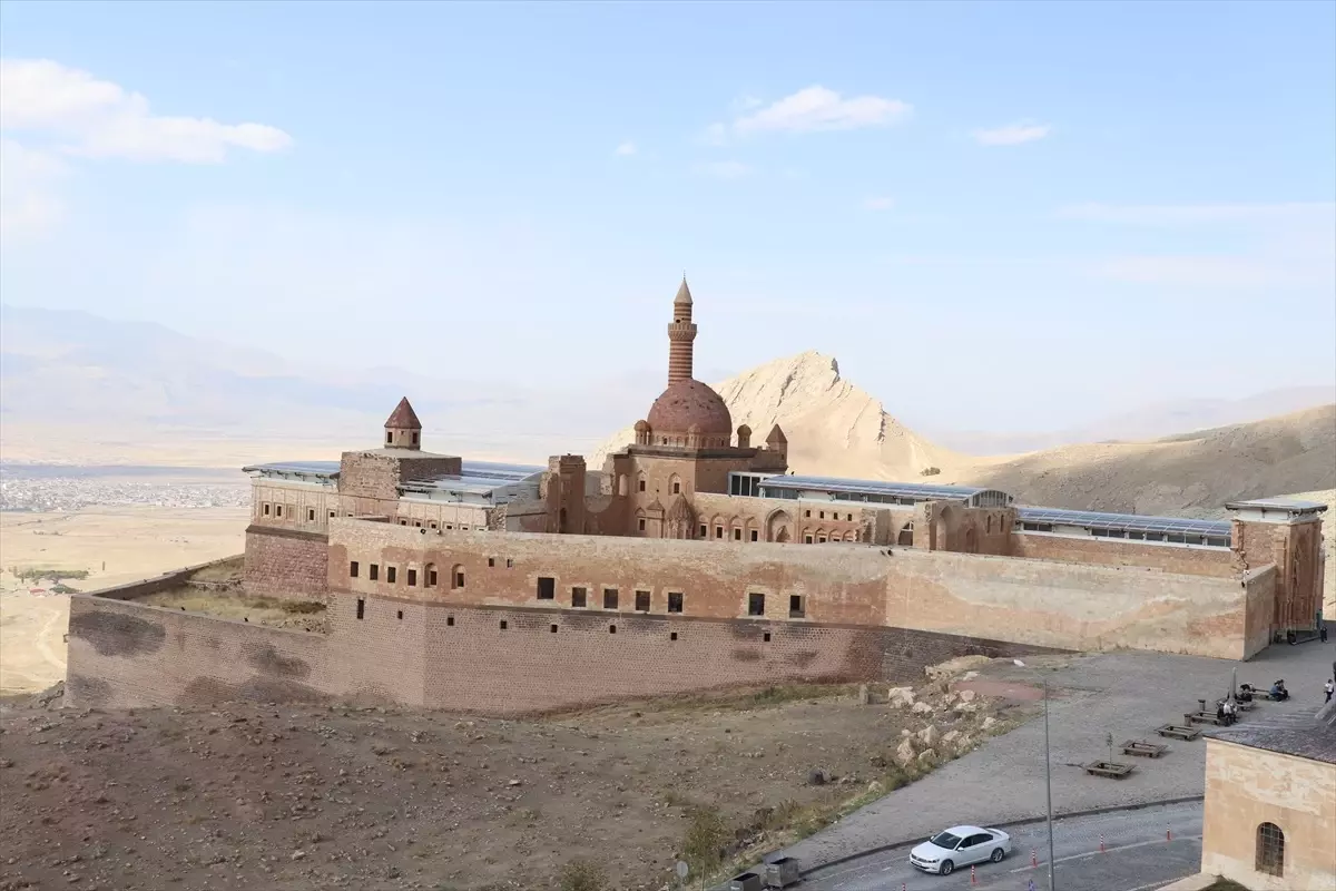 ishak pasa sarayinin unesco dunya mirasi listesi icin yonetim plani hazirlaniyor 22QykUIH.jpg