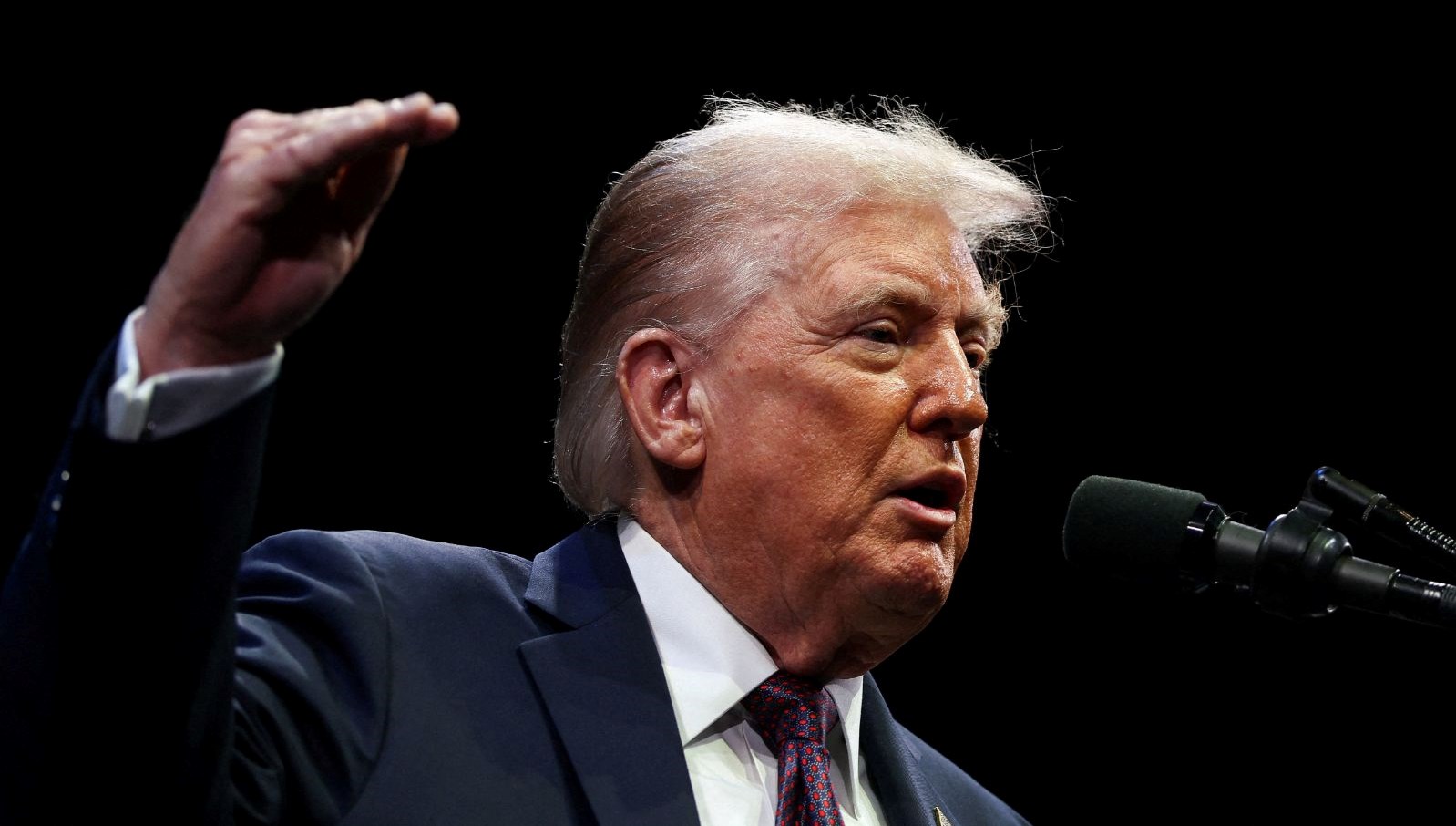 trumpin kalp yasi 65 cikti Pf6IRTxJ