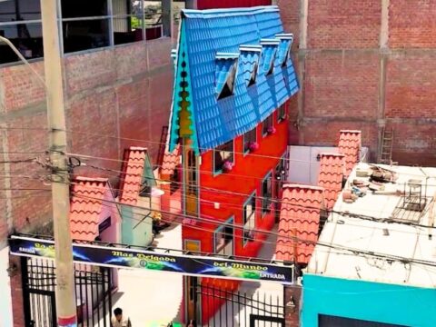 Sadece Bir Adım Genişliğinde: Dünyanın En Dar Evi