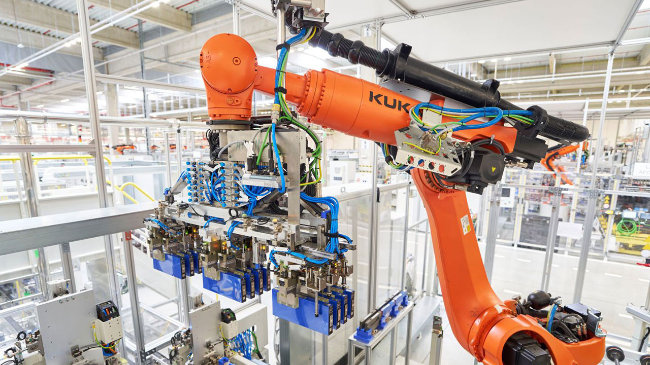 Skoda’dan 205 milyon Euro’luk batarya hamlesi